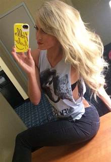 Summer Rae nua, Lutadora, Modelo e Ex Jogadora de Futebol Americano