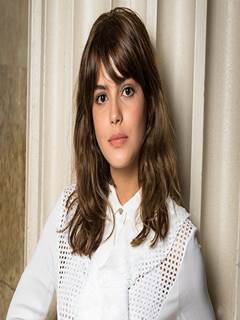 Atriz Global Julia Dalavia pelada na serie brasileira